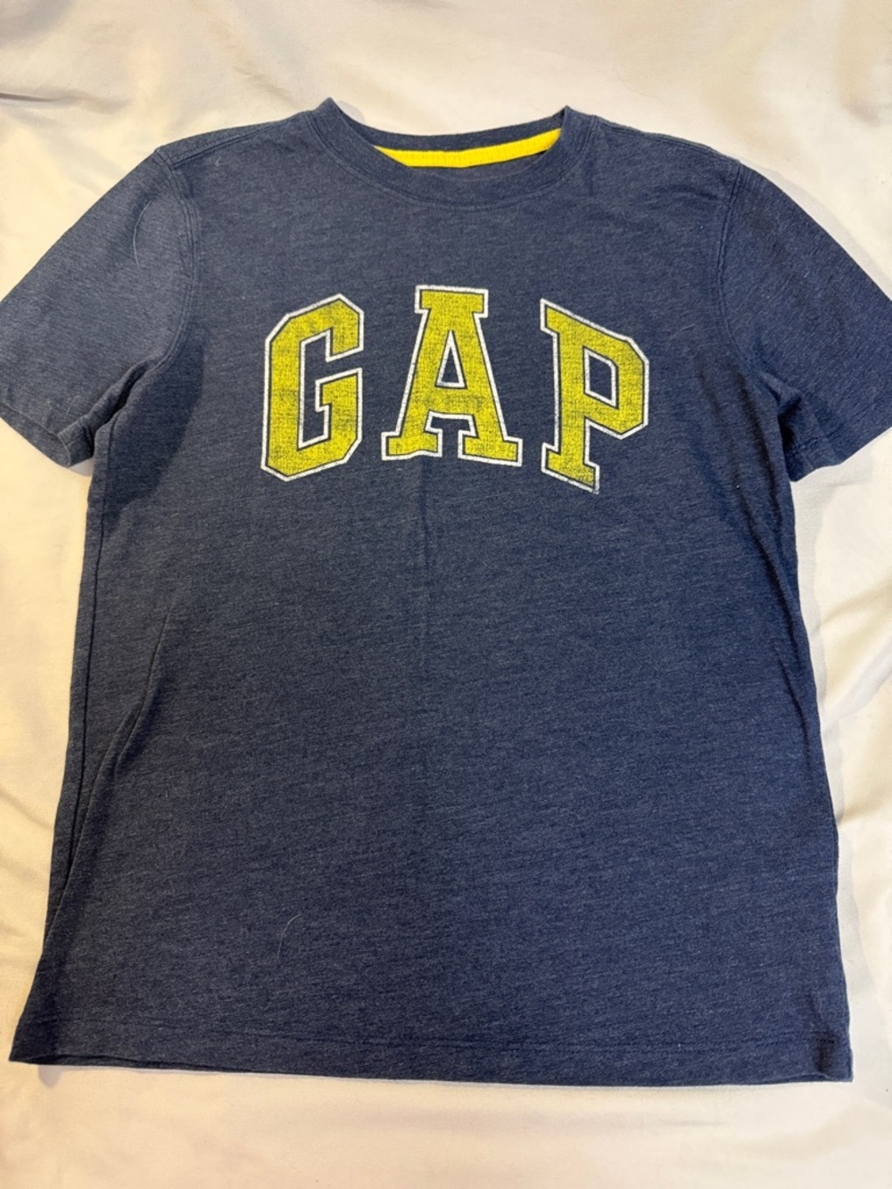 GAP Navy Short Sleeve Tee with Yellow Logo. Size 10-11